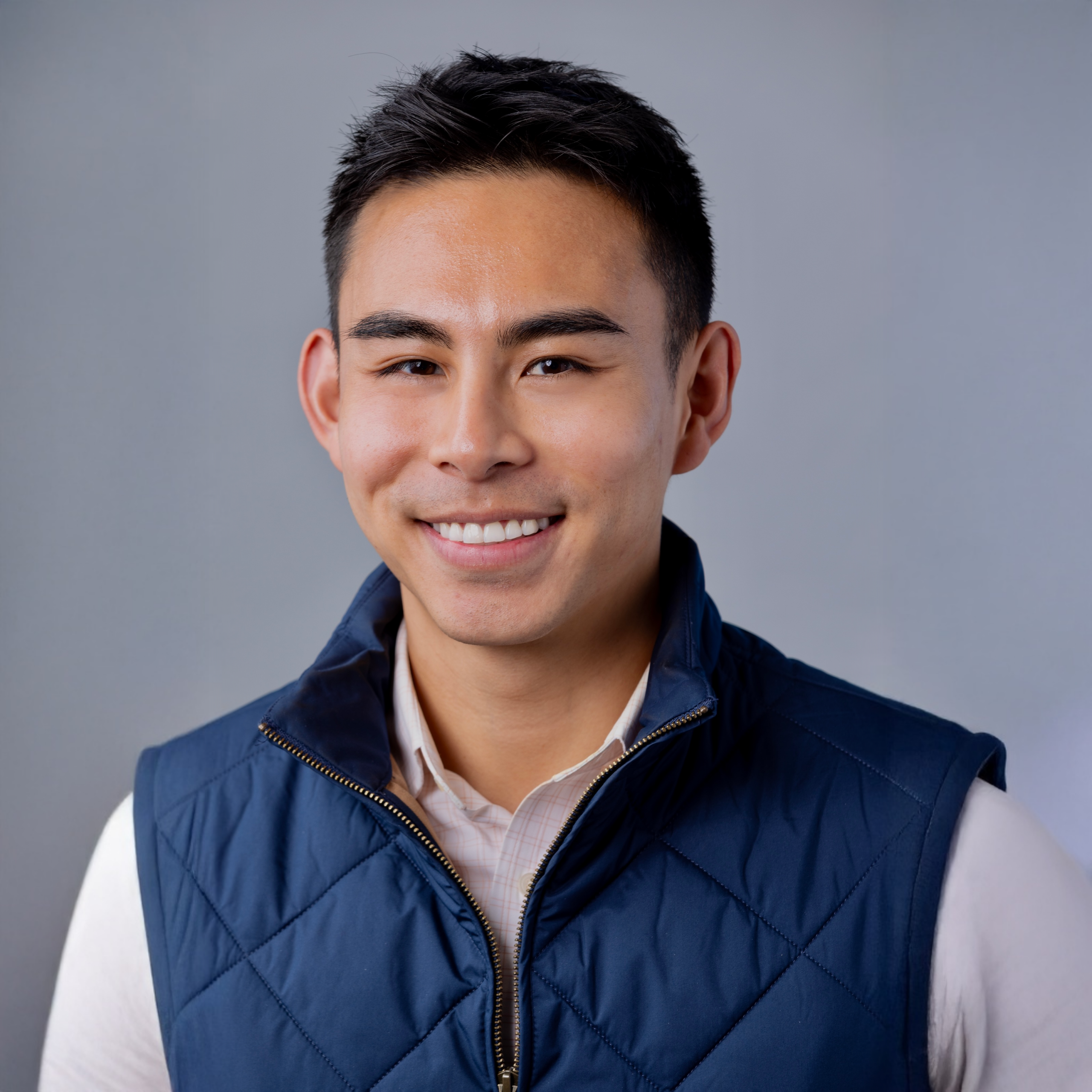 Headshot of Dong Thai