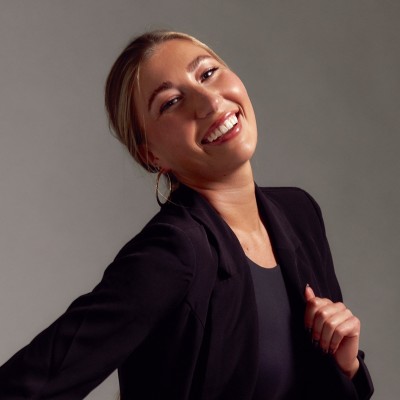 Headshot of MacKenzie Warsnop